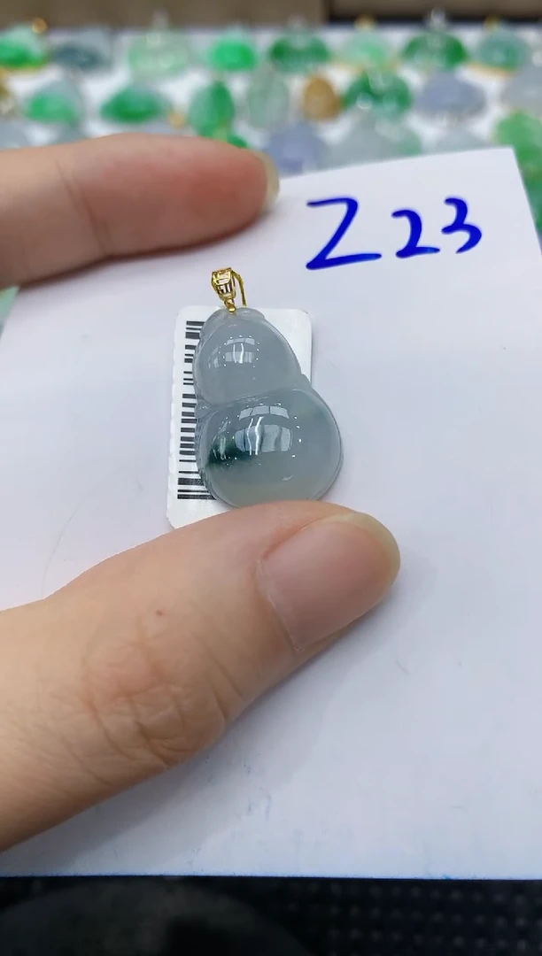 翡翠18K金镶嵌颈饰11111111