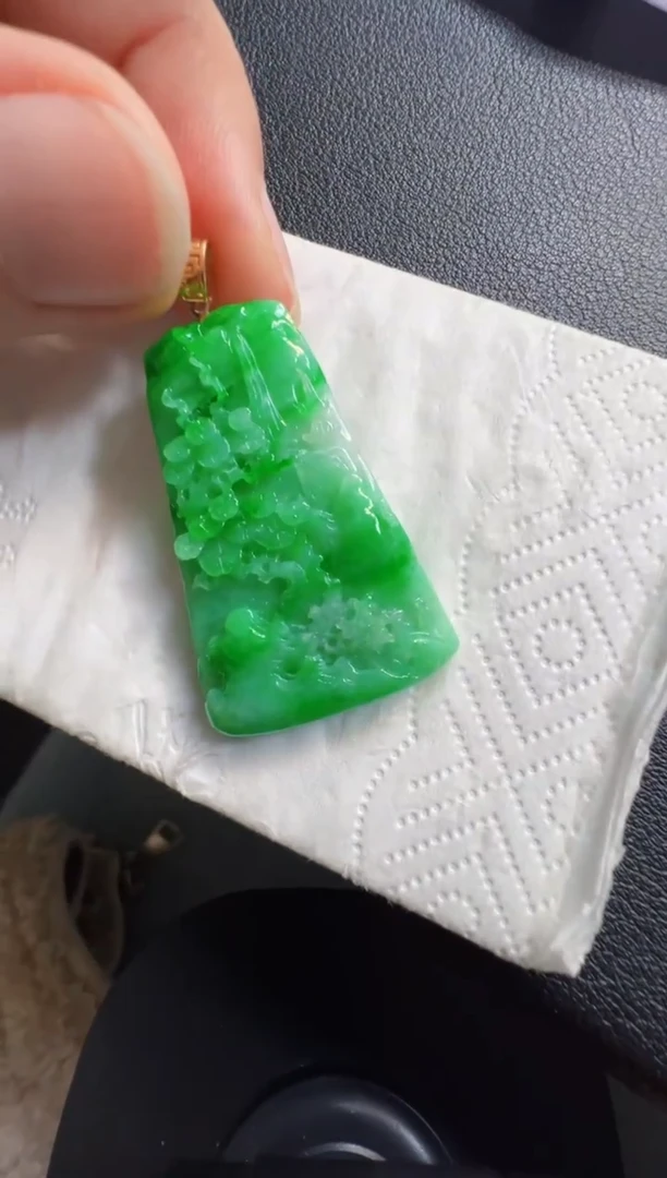 吊坠(不含链)18K金镶嵌翡翠3680