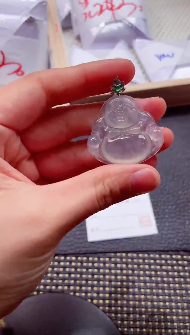 颈饰18K金镶嵌翡翠000111