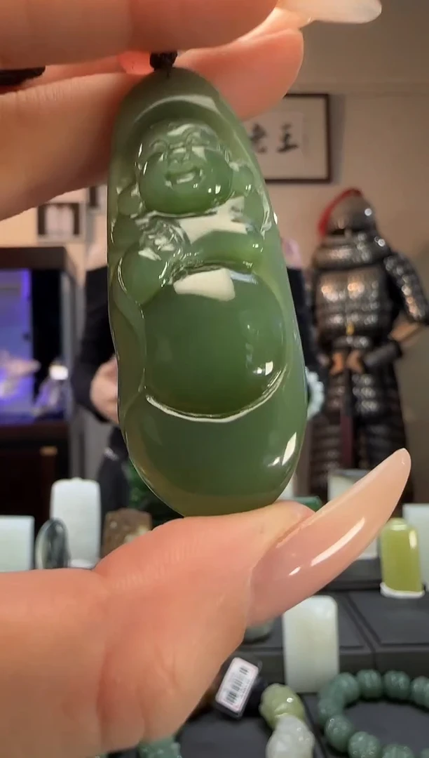 颈饰未镶嵌和田玉碧玉佛公吊坠