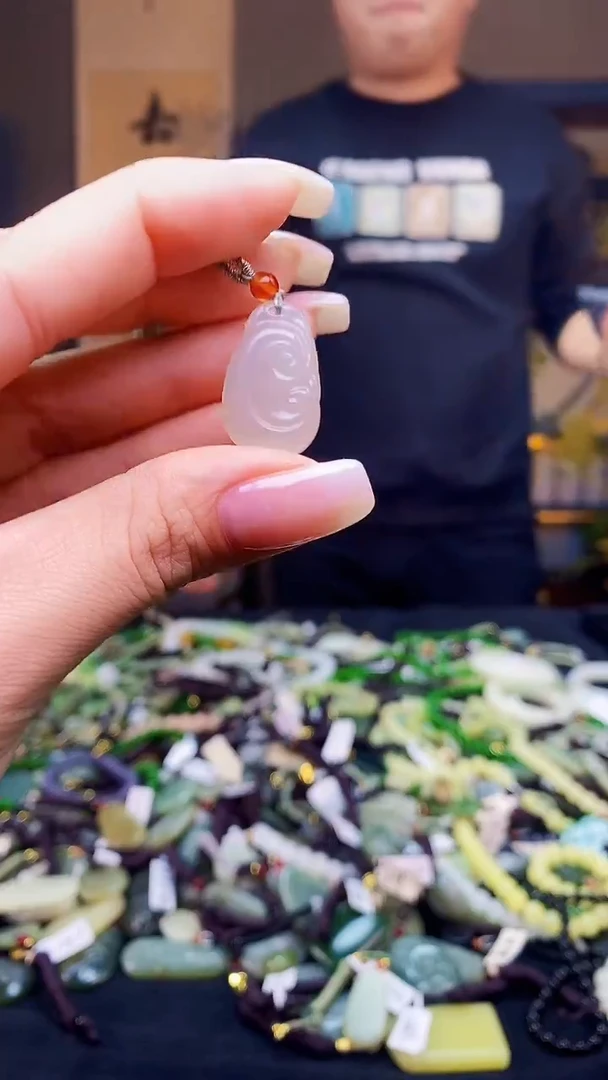 颈饰未镶嵌和田玉多样性发货，拍一发一