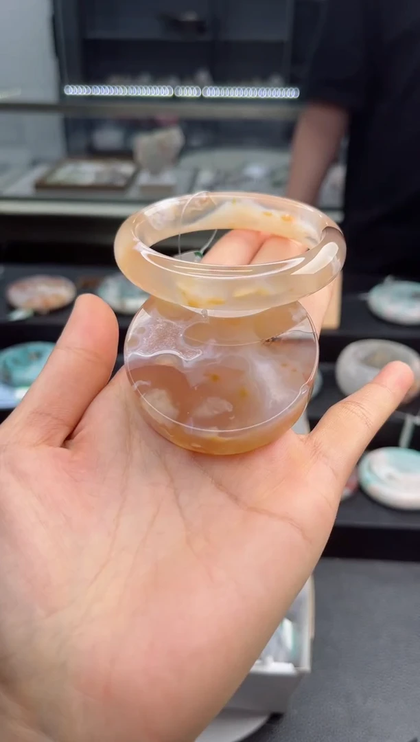 石英质玉手镯未镶嵌55圈口（赠送镯心）6886579