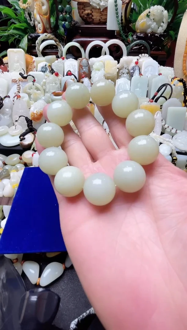 未镶嵌手串和田玉仁**仁手串