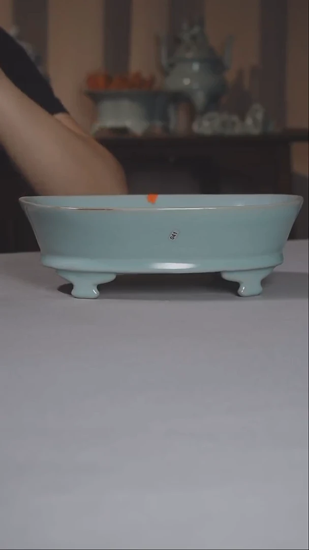 汝瓷041号大瑕水仙盆