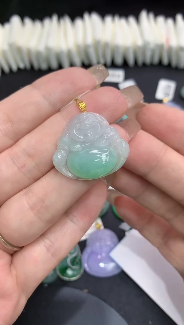 吊坠(不含链)18K金镶嵌翡翠111