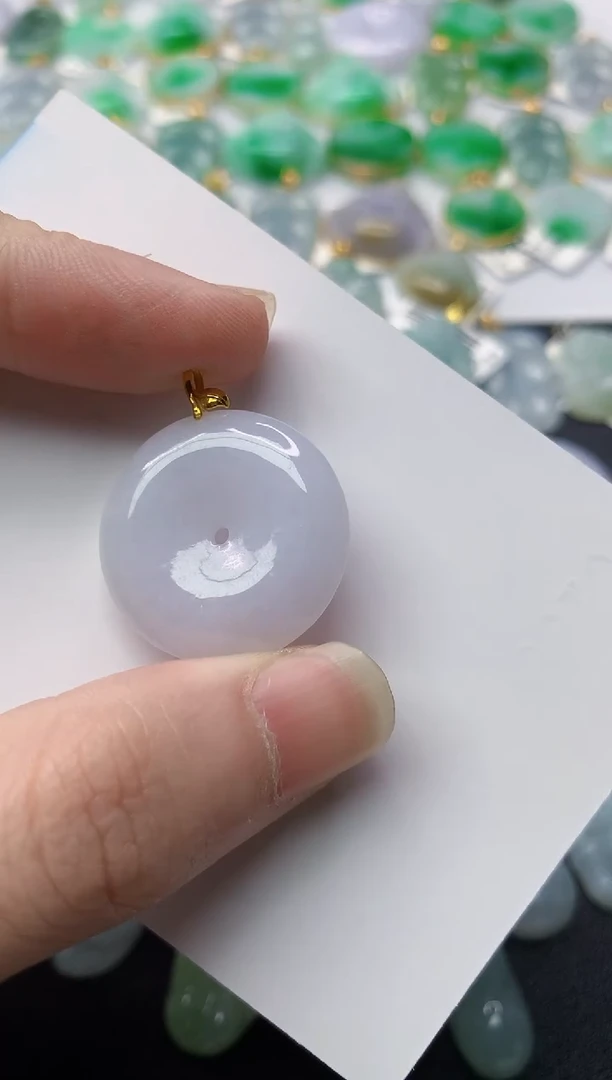 【闪购商品】翡翠颈饰18K金镶嵌43.........