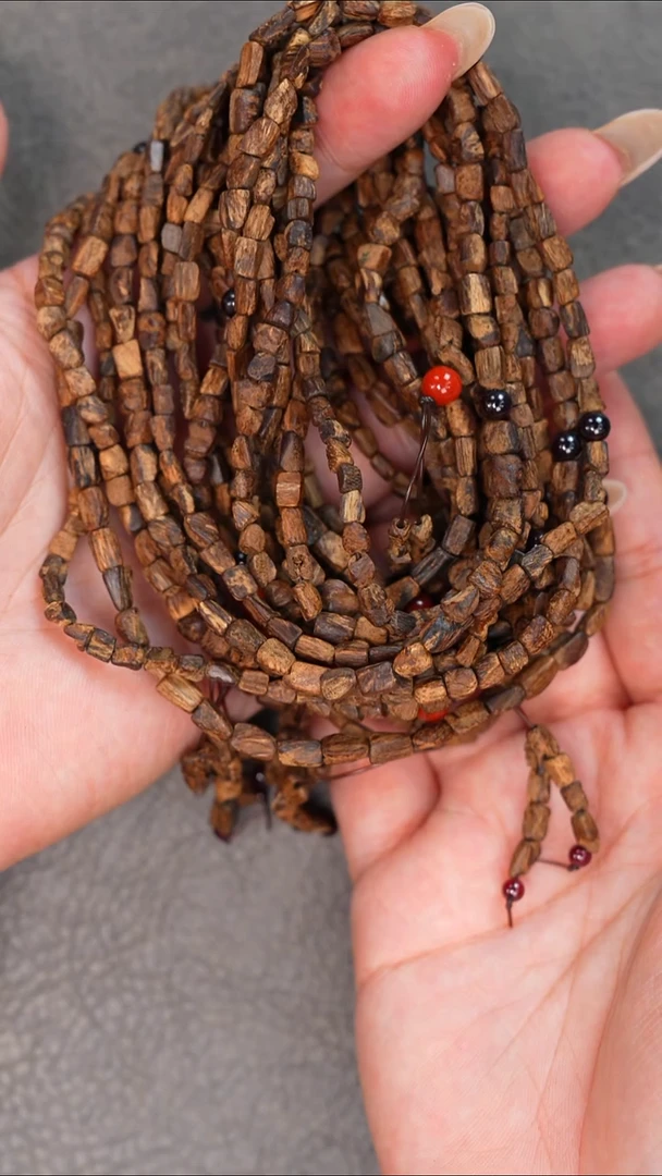 沉香手串14号都彭沉水多样性发一条