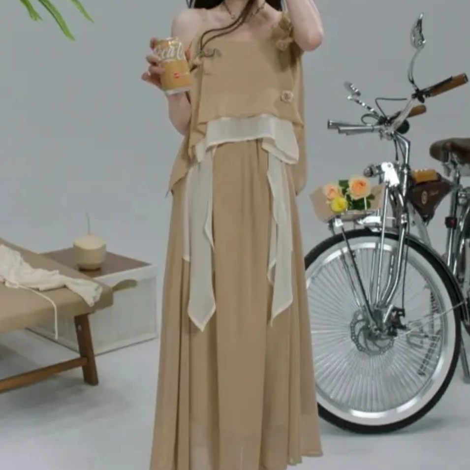 小众设计【月光恰恰】气质清新脱俗 不规则飘逸小众设计感吊带裙