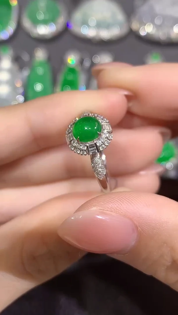 18K金镶嵌戒指翡翠A95翡翠