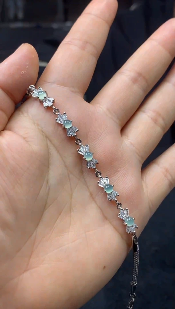 【闪购商品】翡翠手链未镶嵌天然翡翠A货5