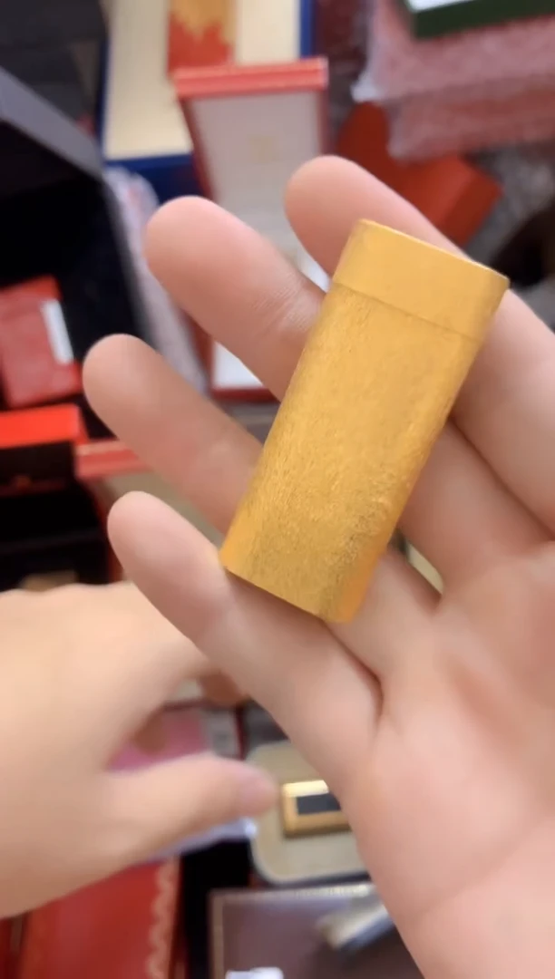 短卡金树皮打火机