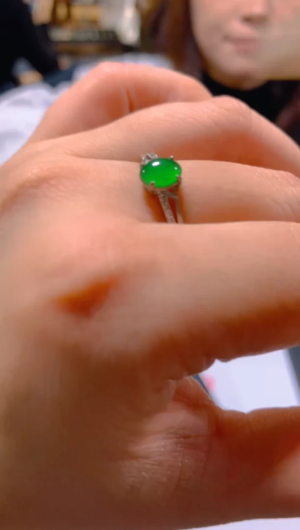 未镶嵌戒指翡翠多样性发一