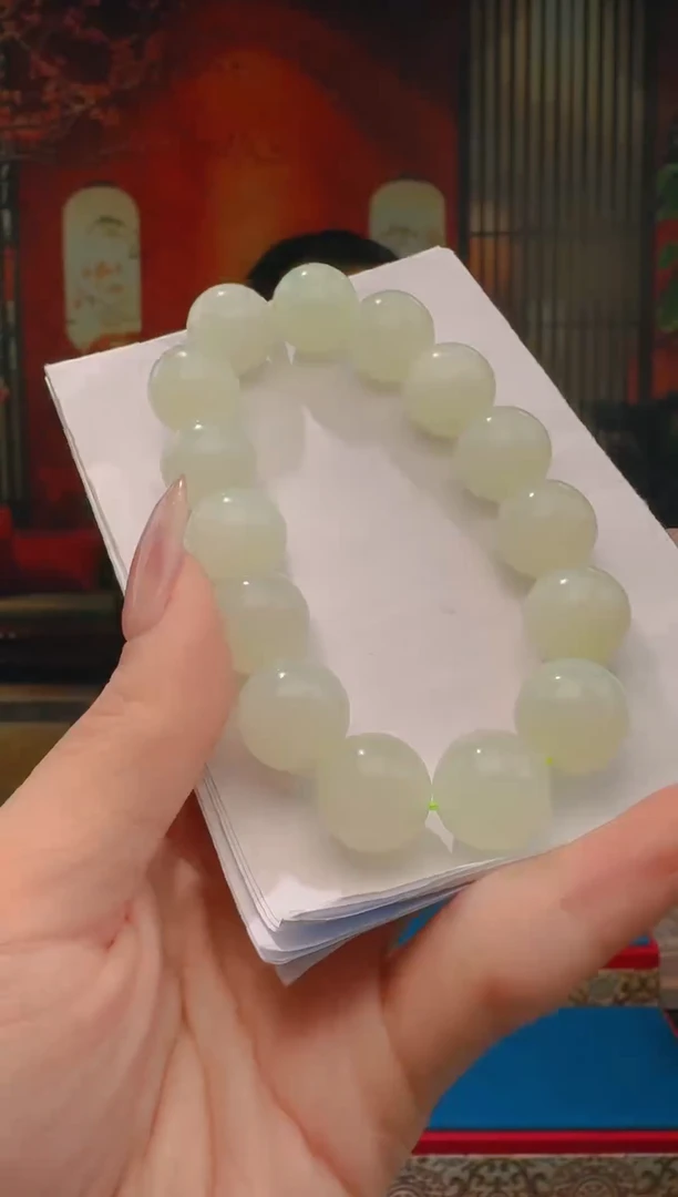 定制和田玉名家匠心馆和田玉多样性发一