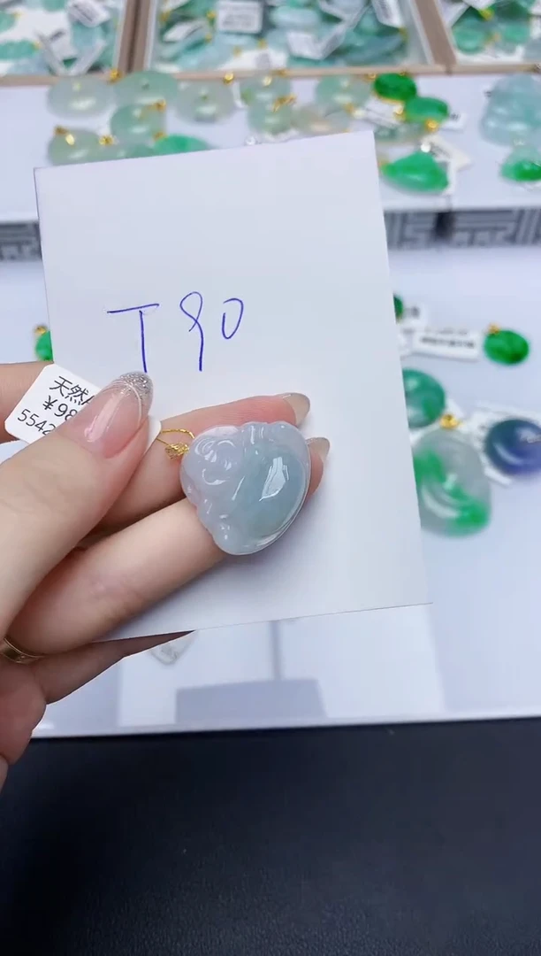 翡翠18K金镶嵌颈饰天然缅甸A货翡翠