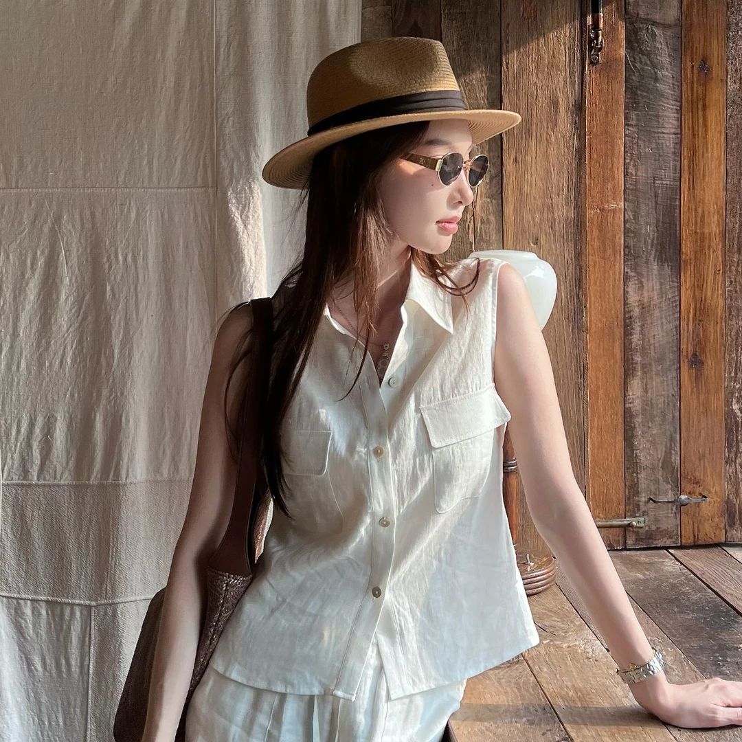 Nancy Lara 亚麻翻领无袖马甲 NL491XV523