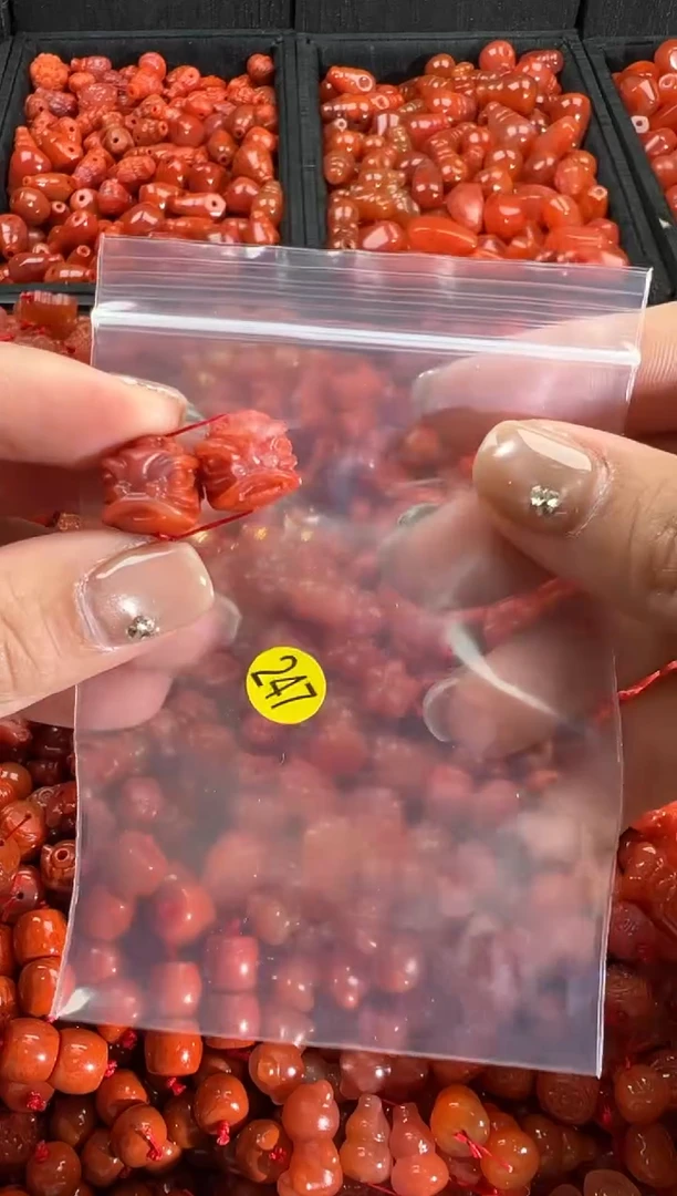 【闪购商品】南红玛瑙颈饰未镶嵌1