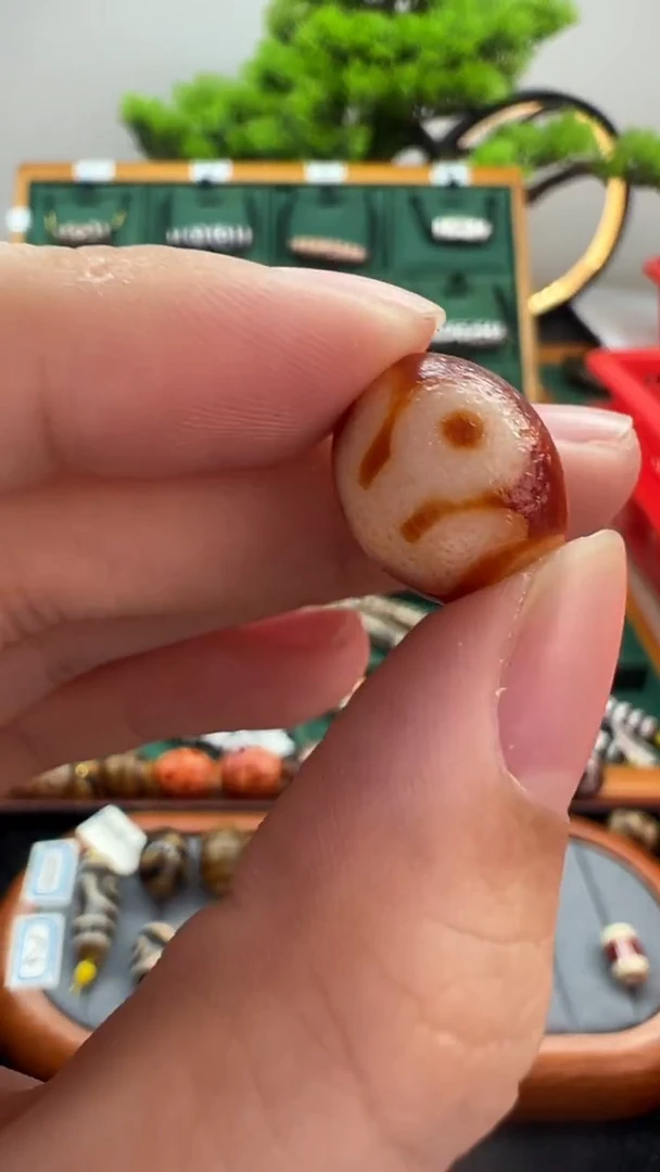 玛瑙/玉髓颈饰未镶嵌127.（微瑕随机发货）