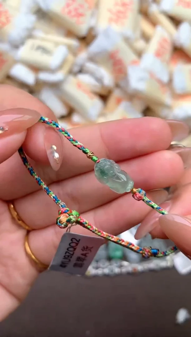 【闪购商品】翡翠手绳未镶嵌 —