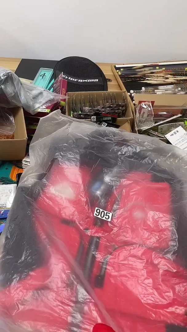 905  马甲 一件