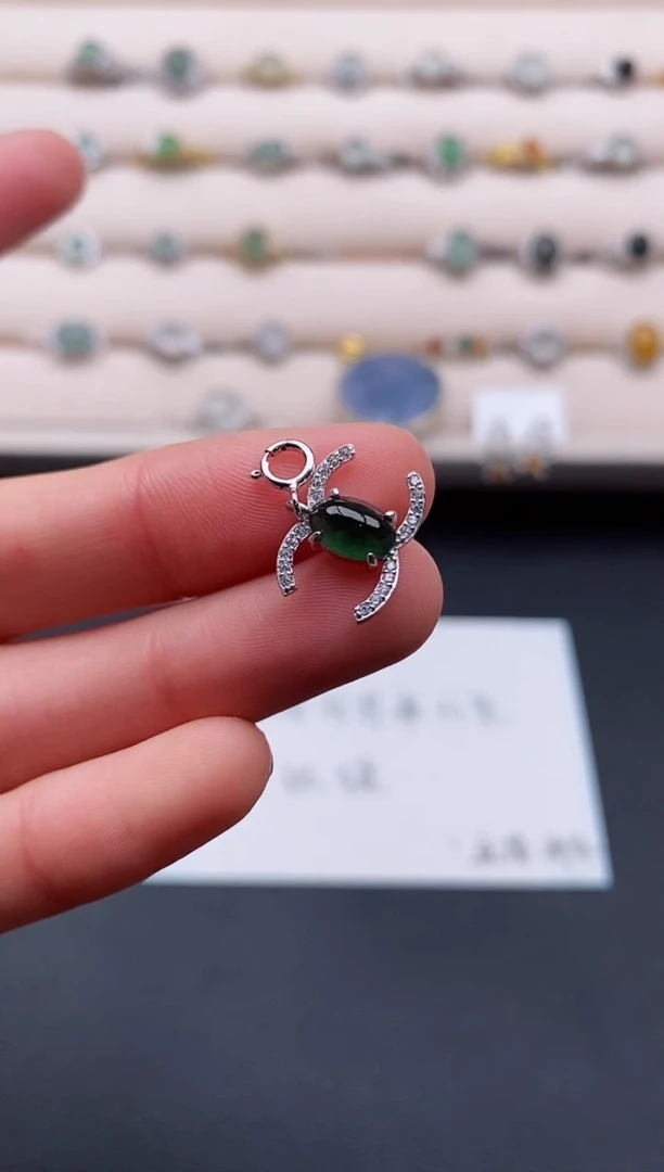 银S925镶嵌戒指翡翠4444444+4