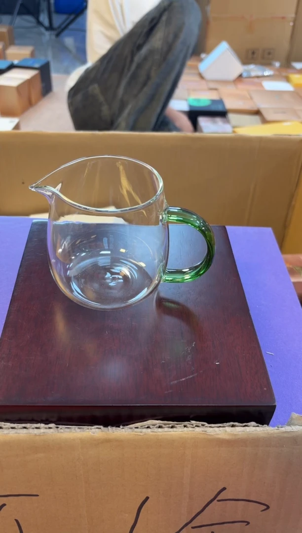 定制款蘑菇公杯