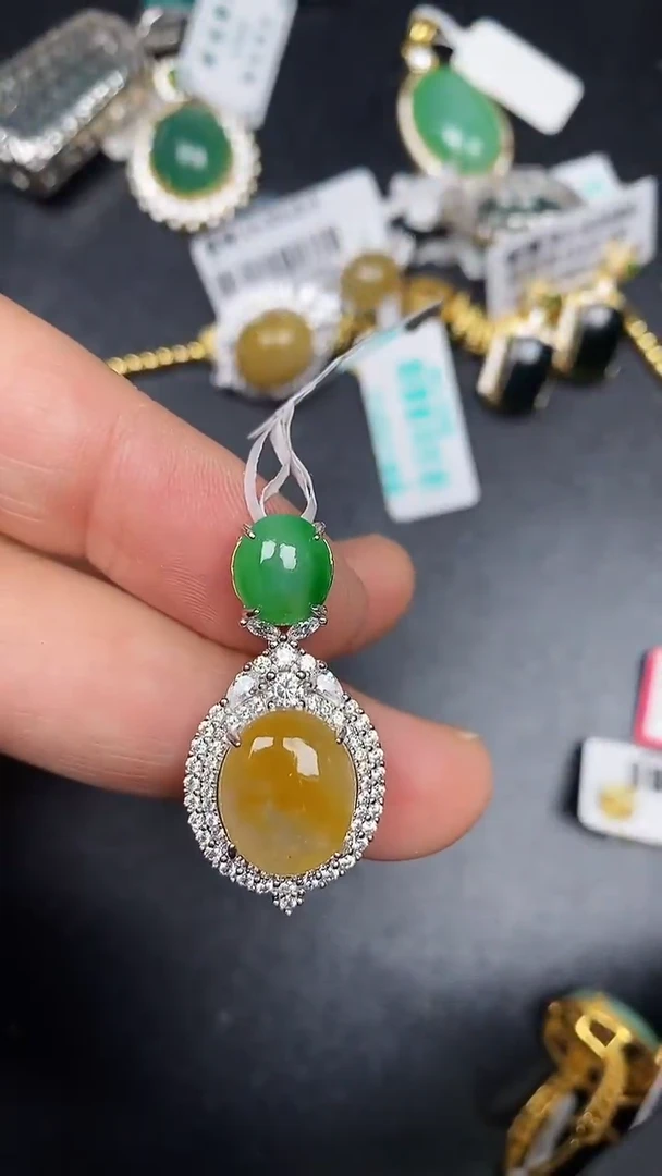 银S925镶嵌戒指翡翠2600