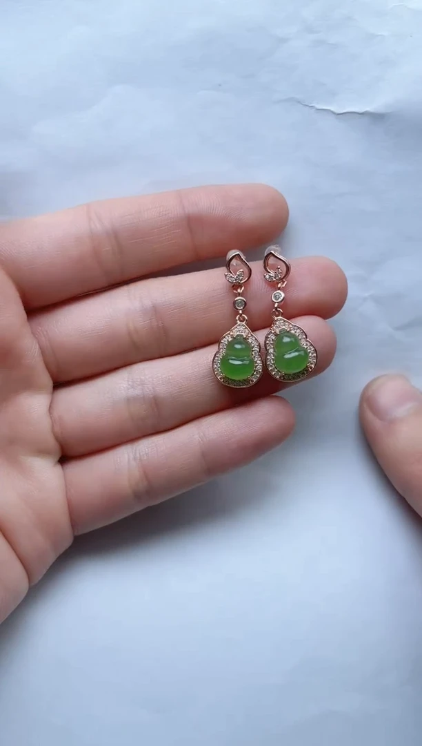 【闪购商品】和田玉耳饰银S925镶嵌葫芦kk