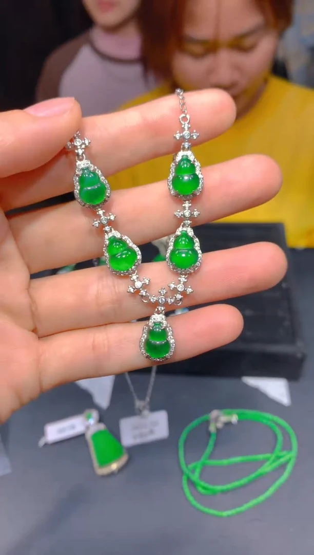 【闪购商品】定制翡翠未镶嵌92多样性发货（发其一）