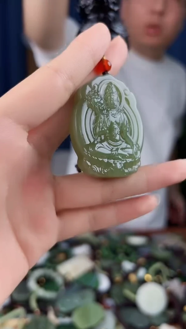 未镶嵌和田玉挂件拍一发一，多样性发货