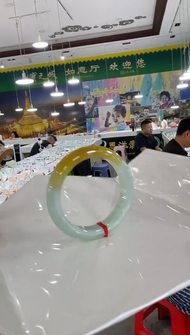 未镶嵌手镯翡翠翡翠手镯定制意向金
