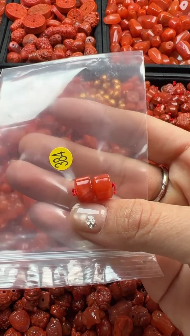 【闪购商品】南红玛瑙颈饰未镶嵌1