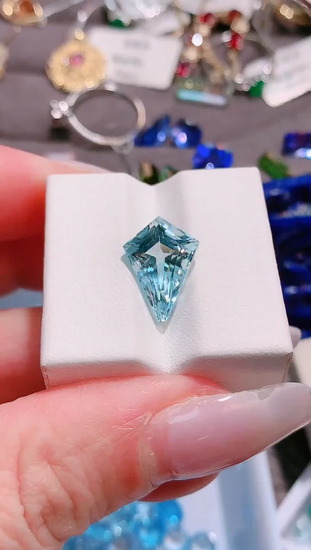 裸石海蓝宝石4.28ct