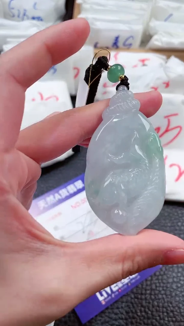 【闪购商品】翡翠颈饰未镶嵌00002948