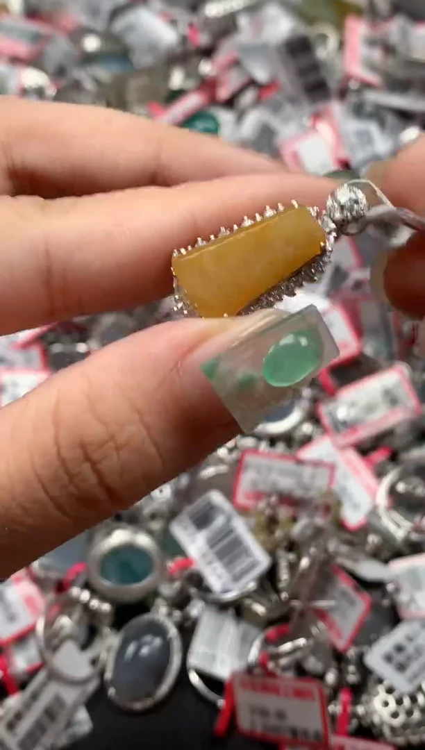 银S925镶嵌戒指翡翠天然A货缅甸翡翠
