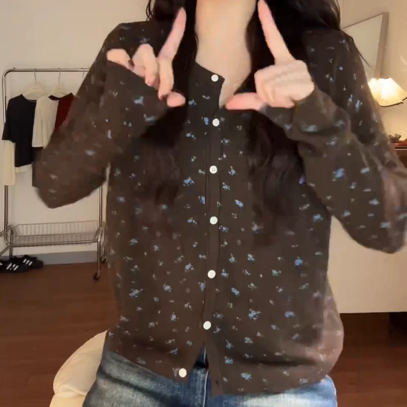 2025秋新氛围感品小碎花圆领显瘦百搭针织开衫女LK2505569