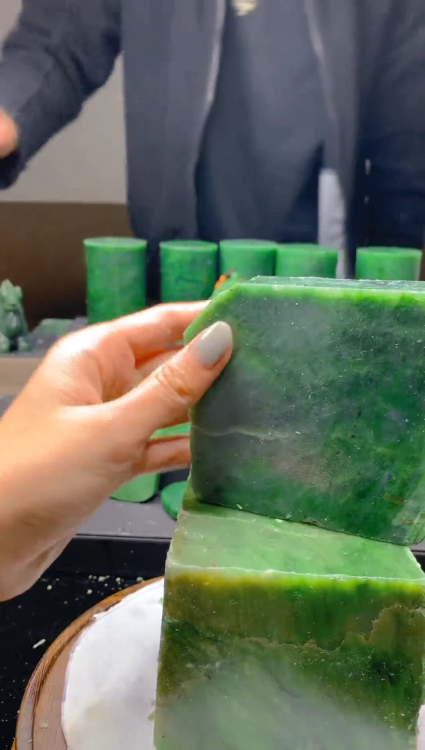 未镶嵌和田玉珠宝半成品1