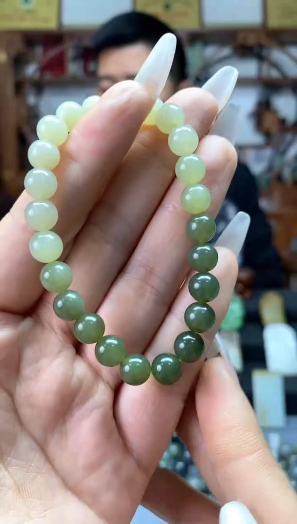 【闪购商品】和田玉挂件未镶嵌卡8青黄口手串
