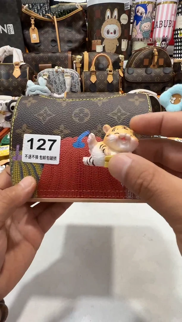 瓷片七天无理由退换货