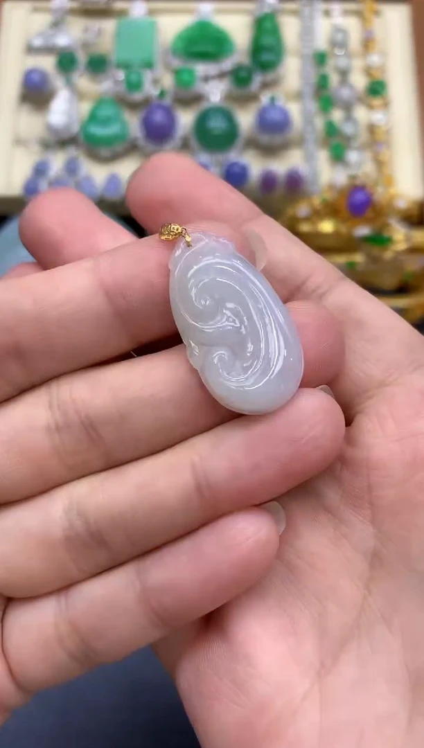 颈饰18K金镶嵌翡翠2-中国好珍宝