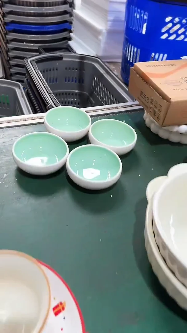 陶瓷4个米饭碗 平底 微瑕凑满20元包邮