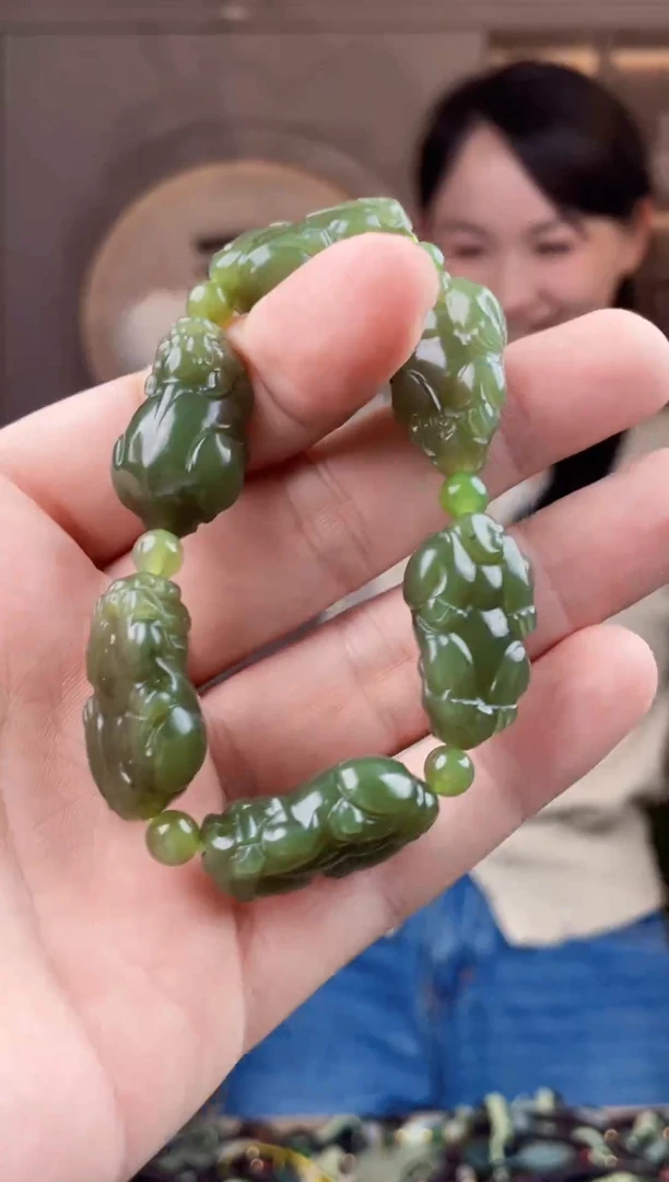 颈饰未镶嵌和田玉拍一发一，多样性发货