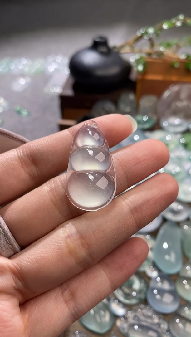 吊坠(不含链)未镶嵌翡翠豆子