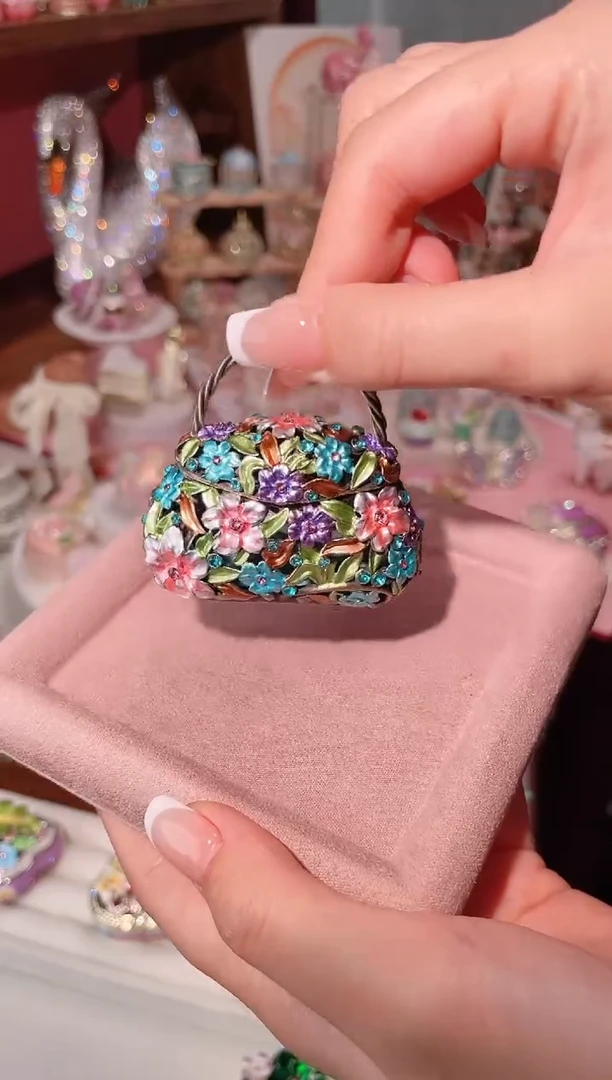 合金易尚宝珐琅彩首饰盒