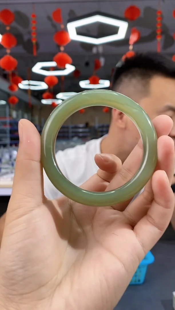 和田玉手镯未镶嵌yp