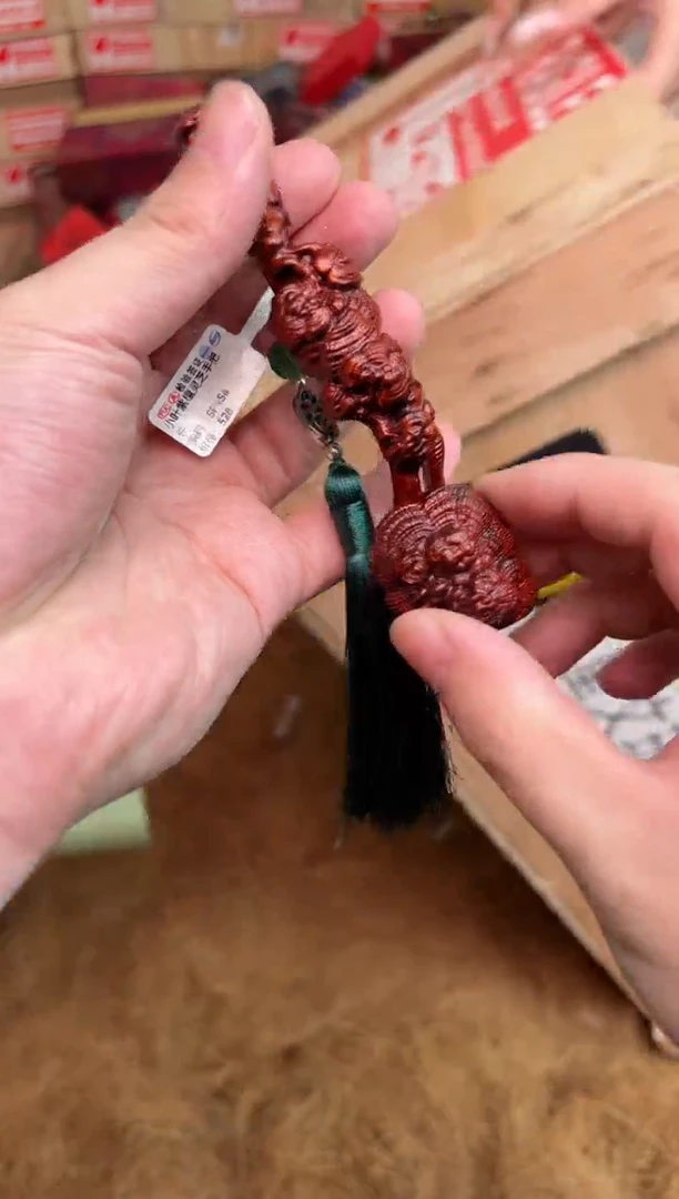 一铭文玩木作类材质手串无礼盒