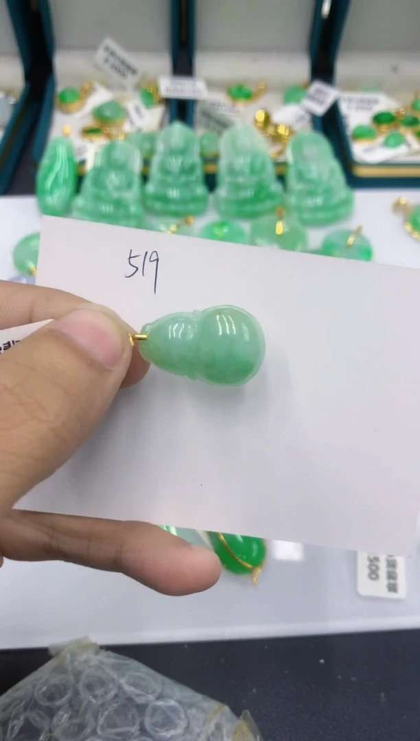 颈饰未镶嵌翡翠1111111111