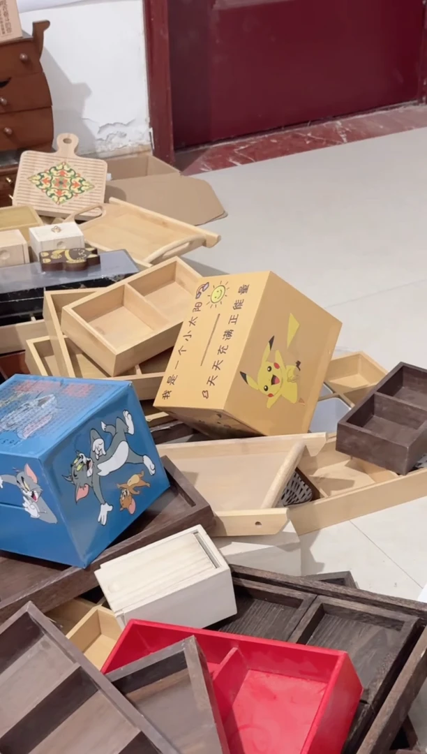 皮卡丘存钱罐科技木微瑕