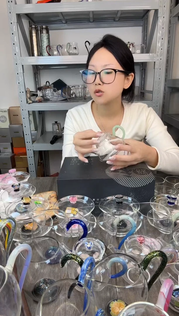 风谜小幸壶浅玉色