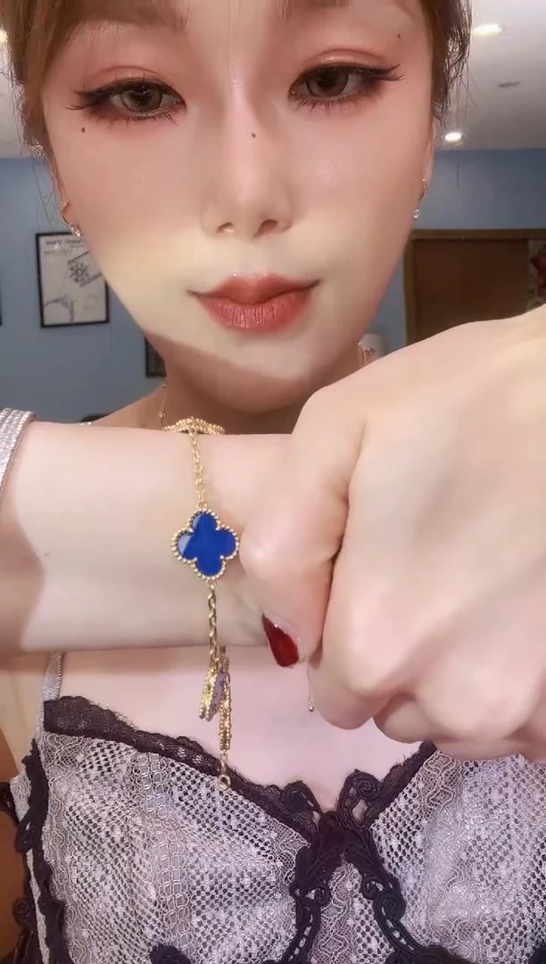18K金镶嵌手链玛瑙/玉髓蓝色手链