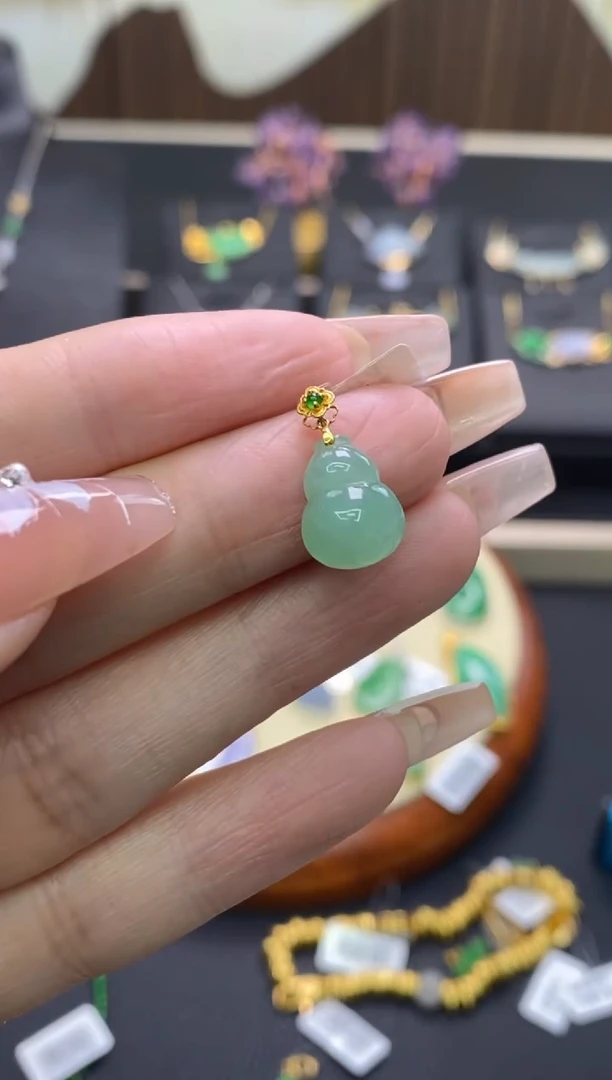 【闪购商品】翡翠颈饰18K金镶嵌净货16058